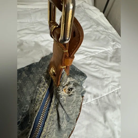 Louis Vuitton Denim Baggy GM - Picture 7 of 13